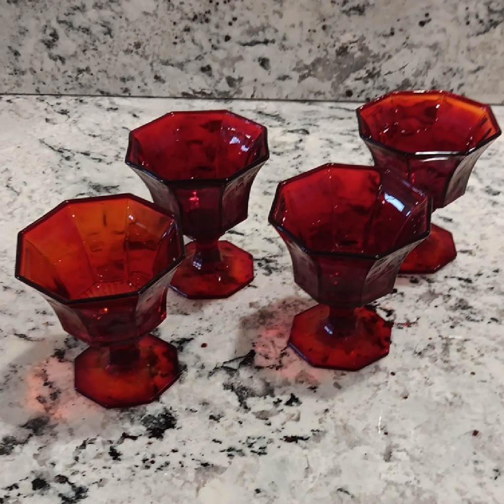 Set of 4 vintage INDEPENDANCE ruby red sherbet glasses